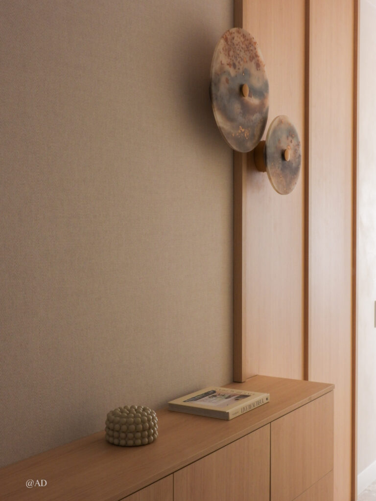 Kinkiet Migaloo Home z bursztynem – transparentna lampa dekoracyjna